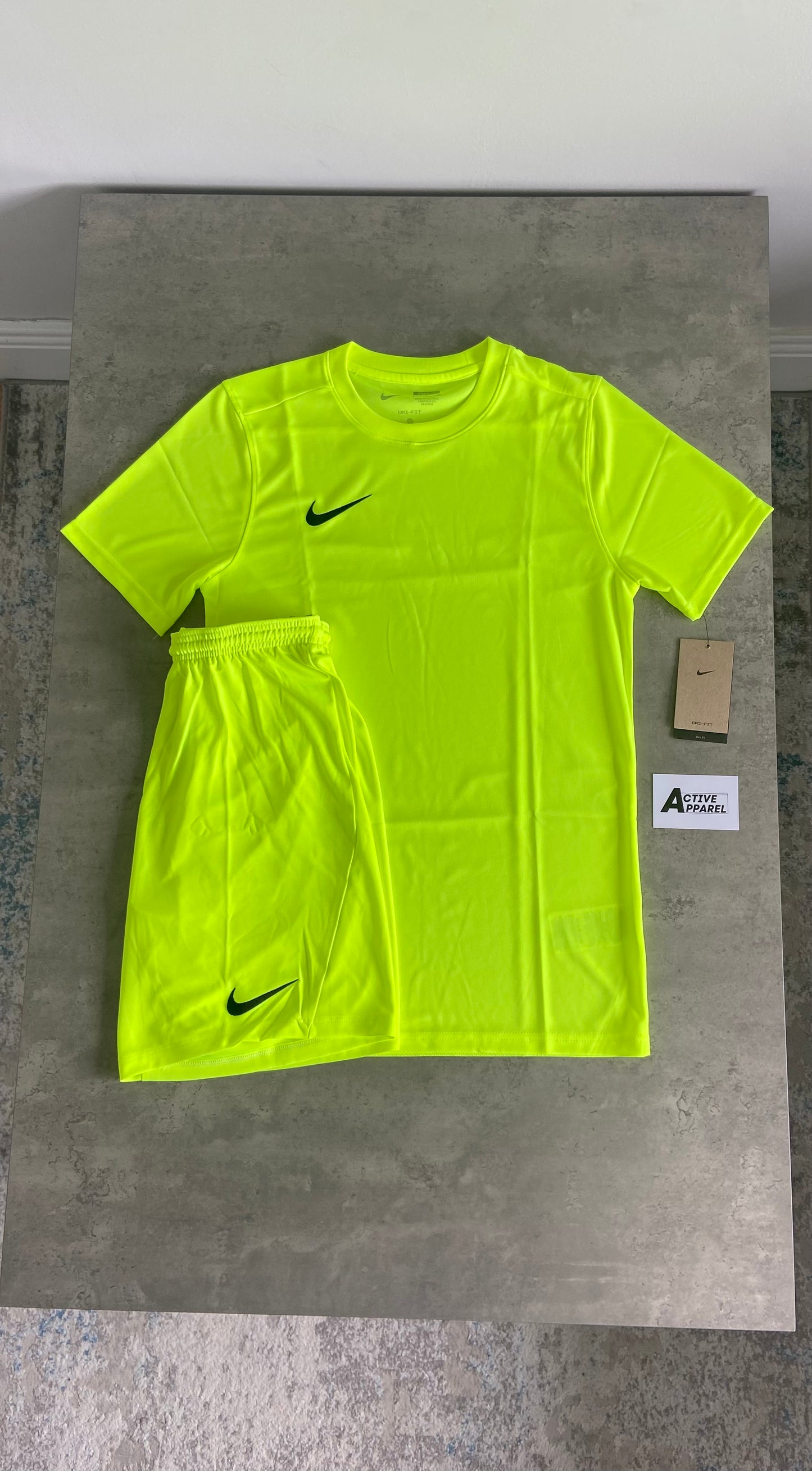 NIKE DRI-FIT SET - VOLT