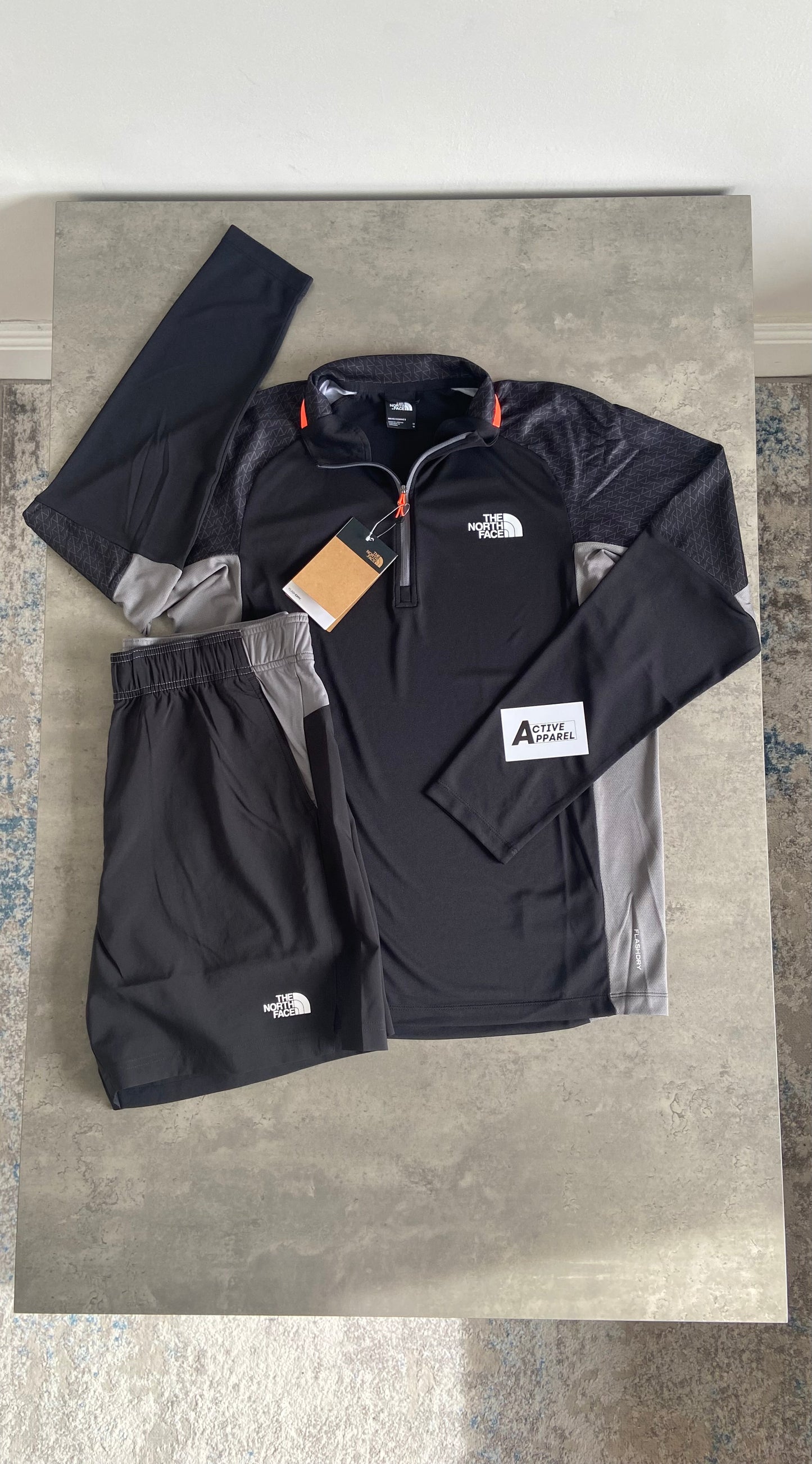 THE NORTH FACE 1/4 ZIP SET - BLACK/GREY