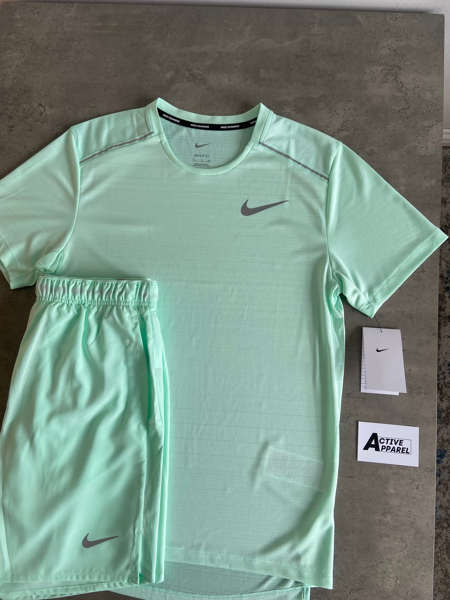NIKE MILER SET - GHOST GREEN