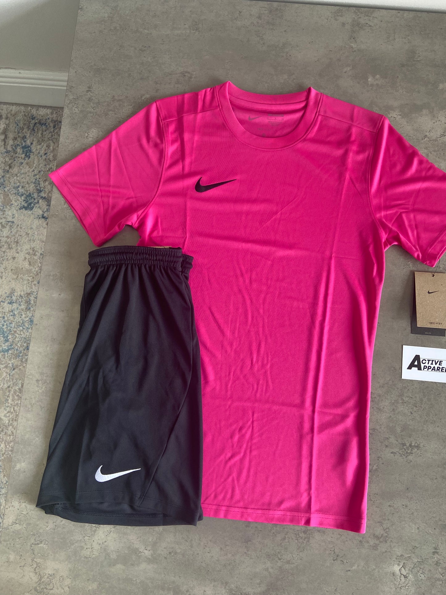 NIKE DRI-FIT PINK/BLACK