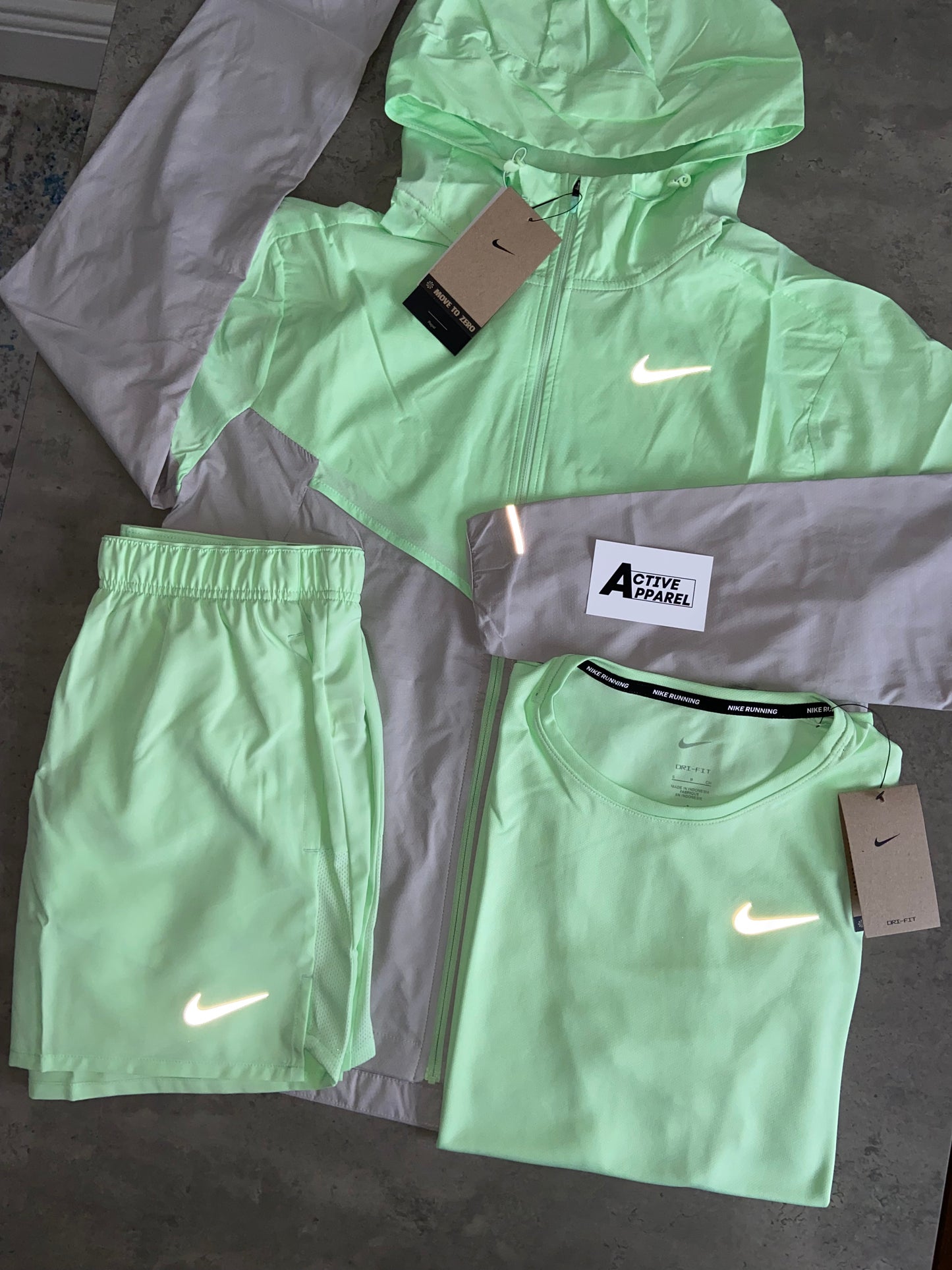 NIKE WINDRUNNER 3-PIECE SET - VAPOUR GREEN/LIGHT GREY