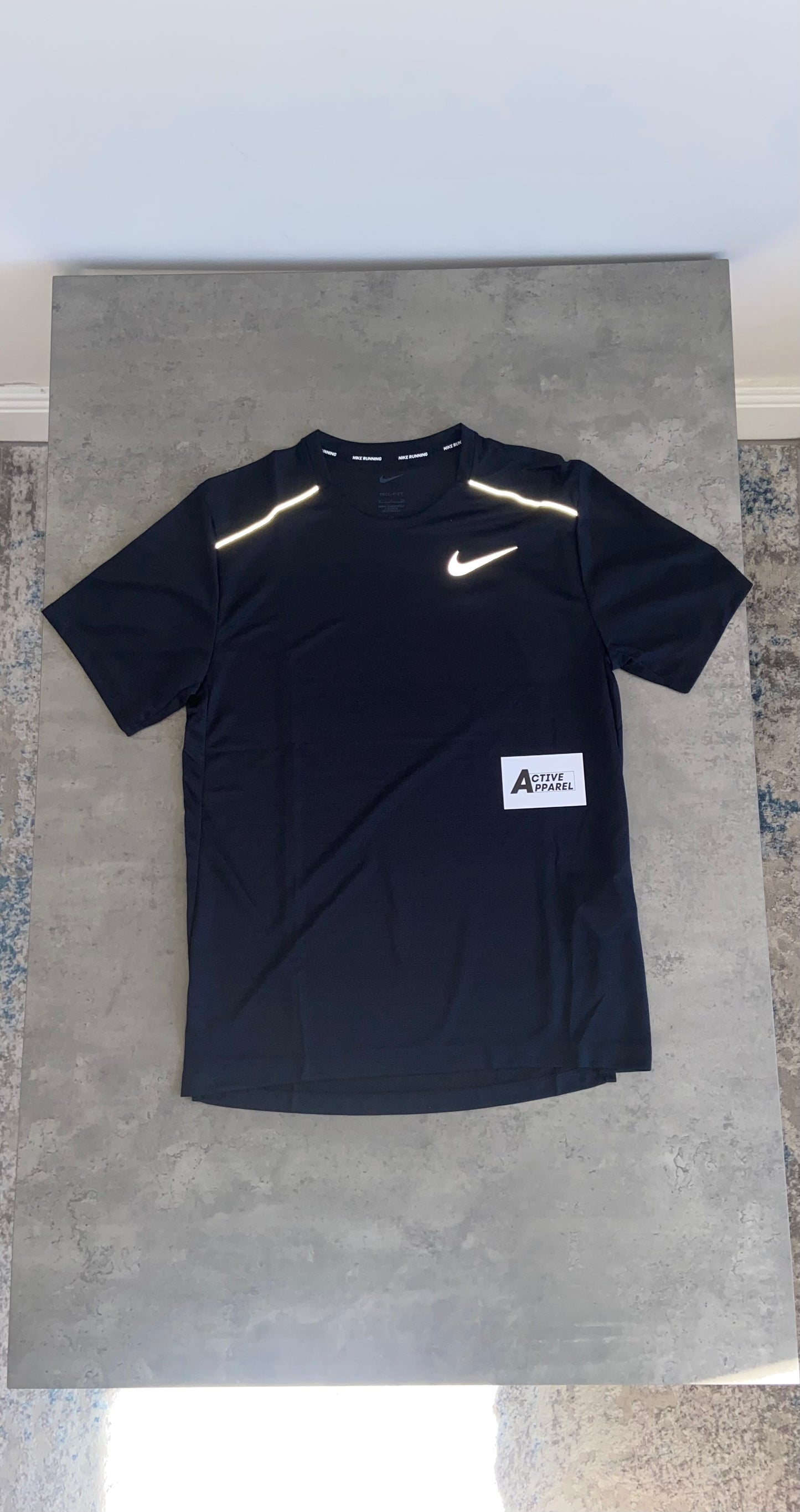 NIKE MILER - BLACK