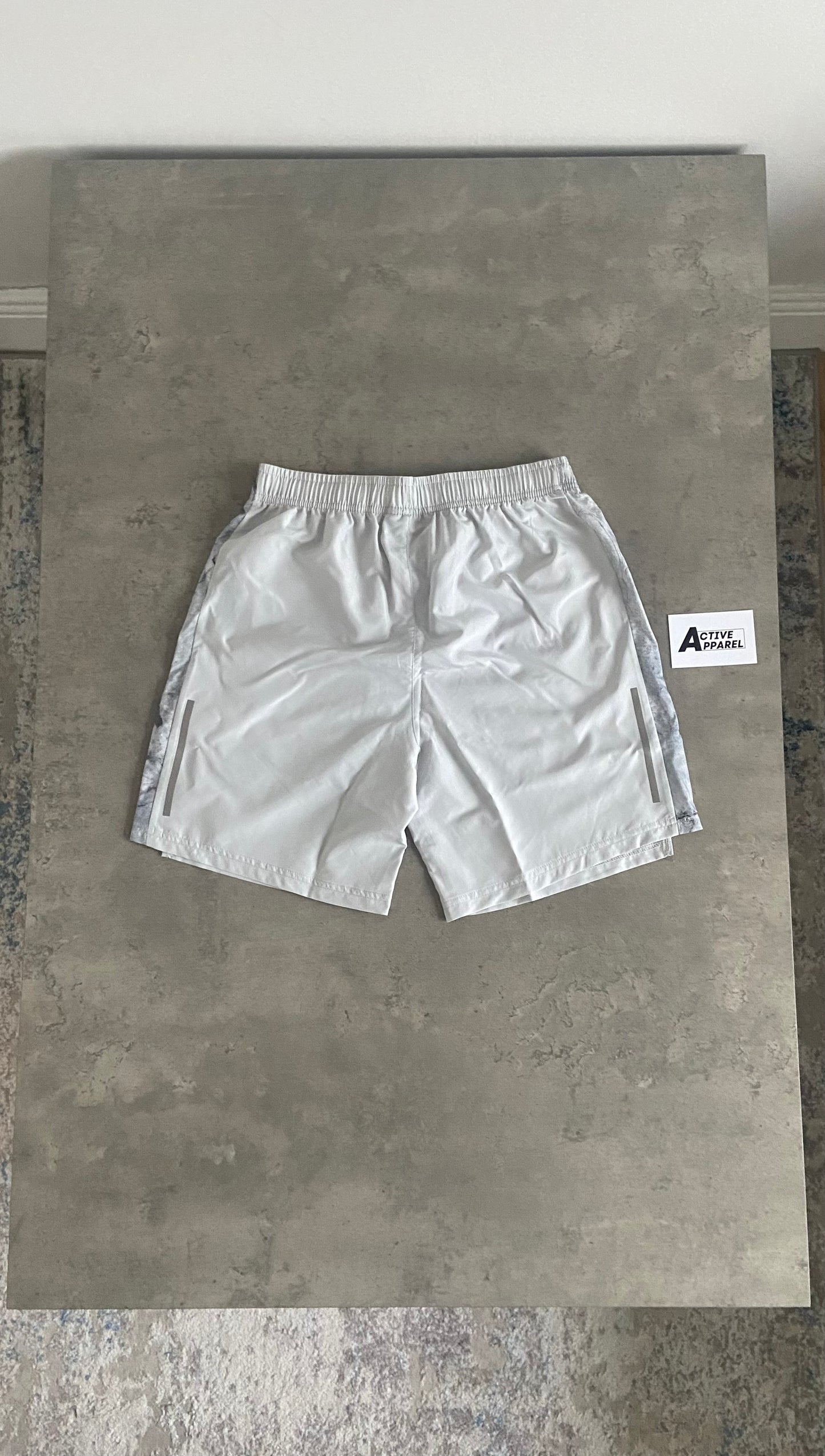 Monterrain Windrunner Marble Affect - Oyster White