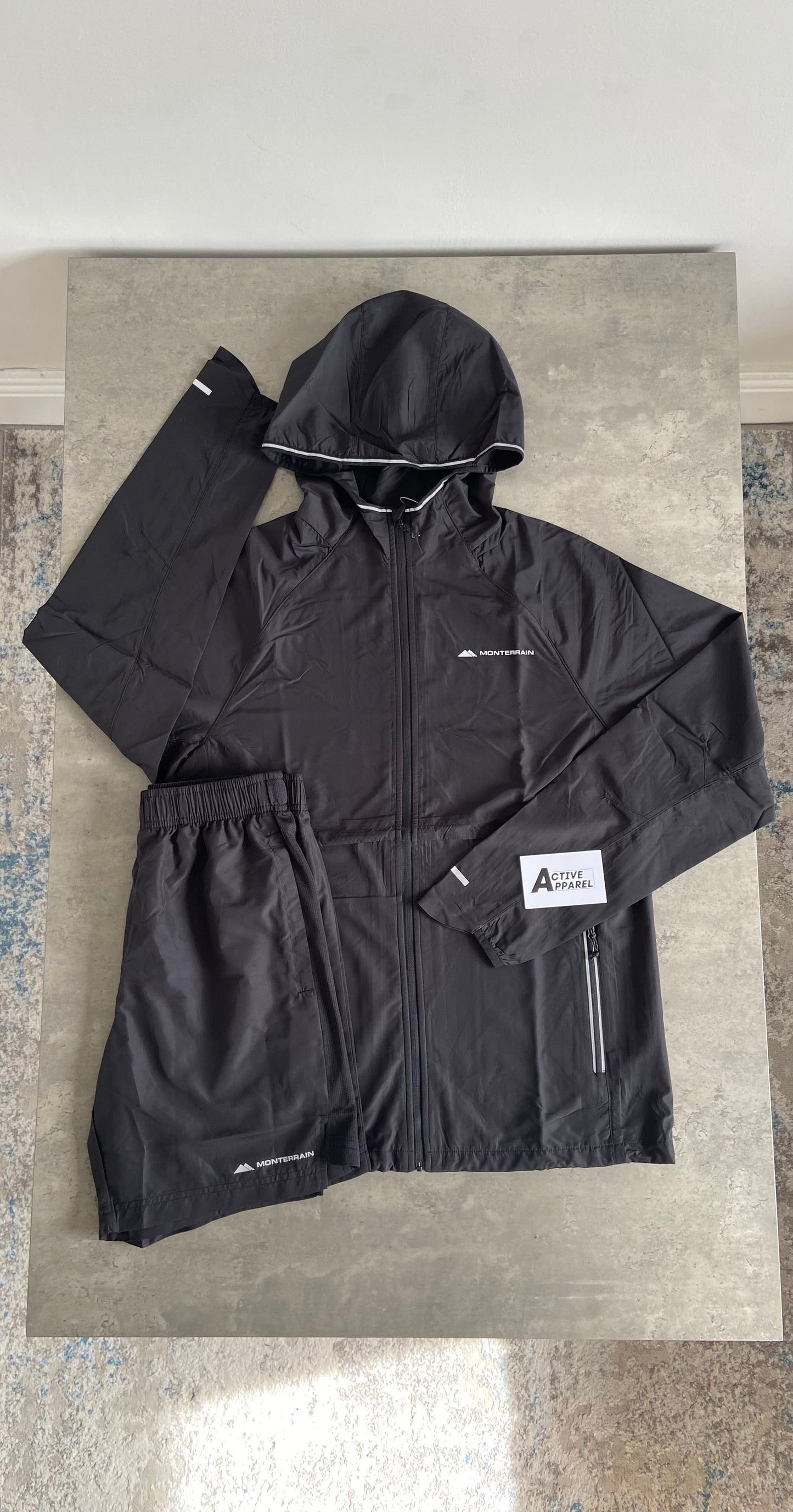 Monterrain Windrunner Set - Black