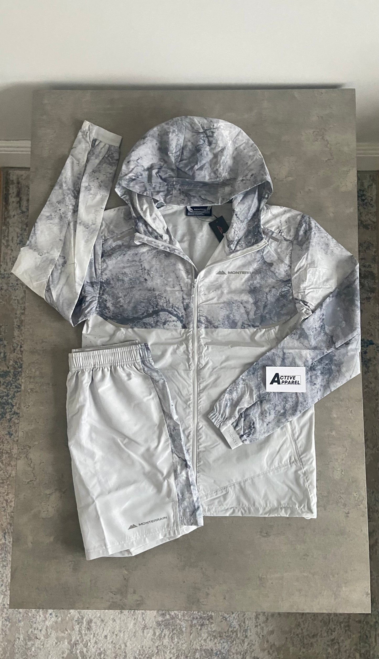 Monterrain Windrunner Marble Affect - Oyster White